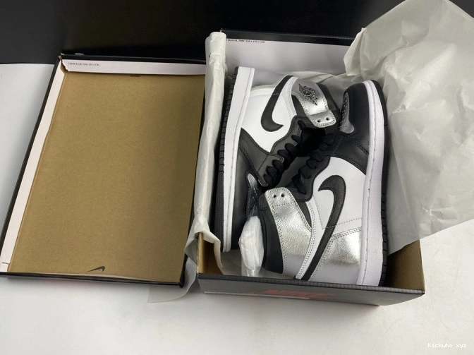 OG CD0461-001 SILVER AIR 1 HIGH JORDAN WMNS TOE 0617